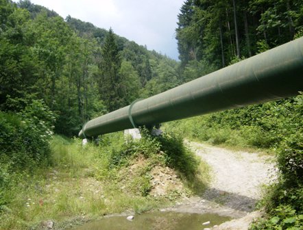 Pipeline durchs Naarntal