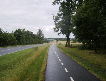 Der lange Radweg nach Baekke