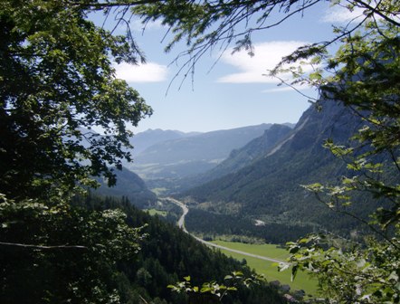 Traumhafter Blick ins Tal