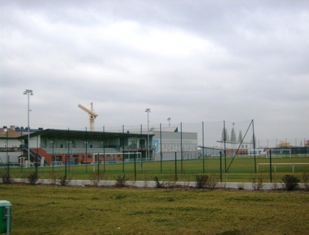 Blick aufs Sportzentrum von Trumau