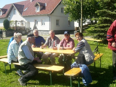 Die Wanderkollegen aus Koblhof sind auch schon auf der Strecke