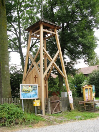 Der Glockenturm von Limpfings