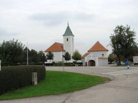 Kirche beim Friedhof von Seitenstetten