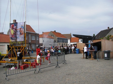 Fest auf dem Dorfplatz von Lissewege