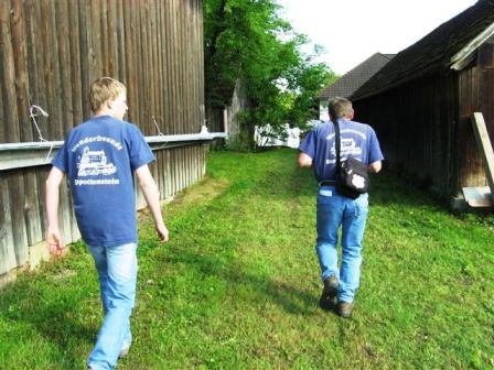 Unser Obmann fliegt mit seinem Sohn wieder einmal über der Parcours