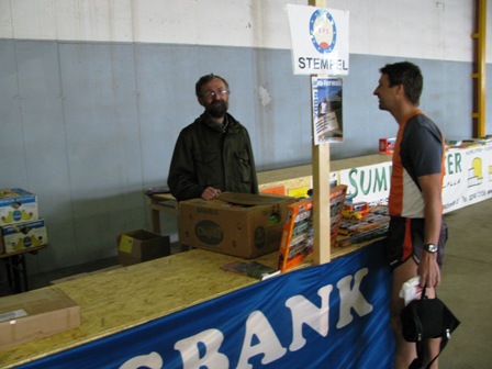 EVG Präsident Johannes Leopold betreut seinen Stand...