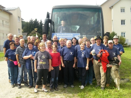 Gruppenfoto der Buspartie der Wanderfreunde Rappottenstein