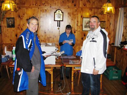 Reinhard Ryback und Manfred Sailer haben auch mit Bravour den Herrensee-Marathon absolviert