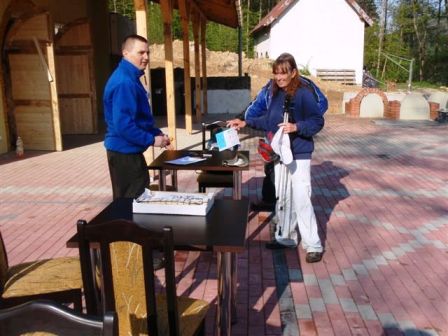 An der Kontrolle 'Złoty Potok' gibts wunderbaren Topfenkuchen...