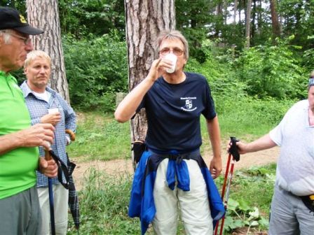 Helmi genießt ein lautes Wässerchen - ist er am Ende krank?