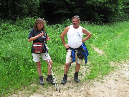 Zirberl und Quaxi beim Dopen am Fuße des Gumpoldskirchner Steiges
