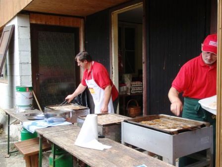 Die Köche geben Vollgas und kommen trotzdem nicht nach