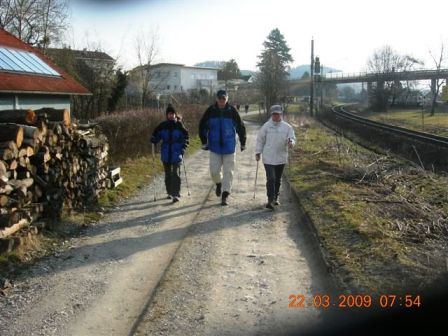 ...und los gehts bei khlem aber sonnigen Wetter