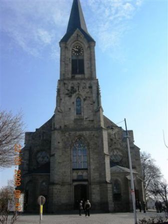 Vorbei an der Kirche von Pregarten...