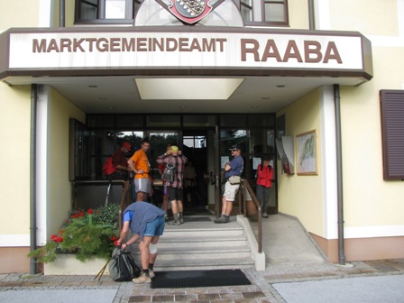 Start beim Gemeindeamt der Marktgemeinde Raaba