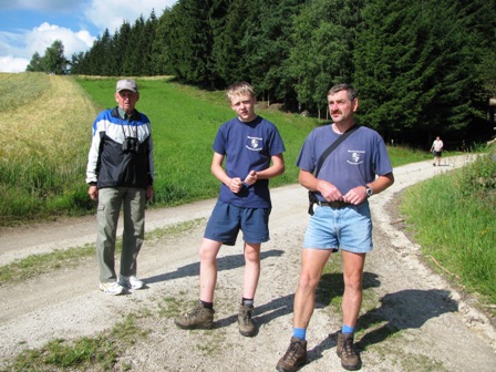 3 Generationen Hold-Wanderer - Senior, Junior und Mittelalter