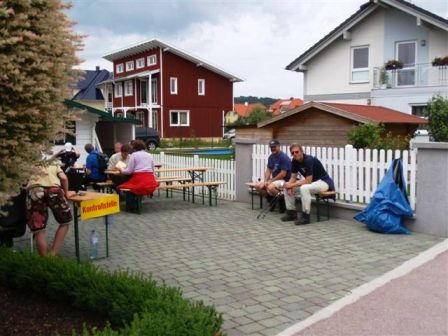 Manfred und Helmut müssen auf der Reservebank Platz nehmen