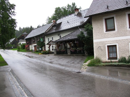 Die Jausenstation in Untergrimming - die K+L auf der 1. Etappe