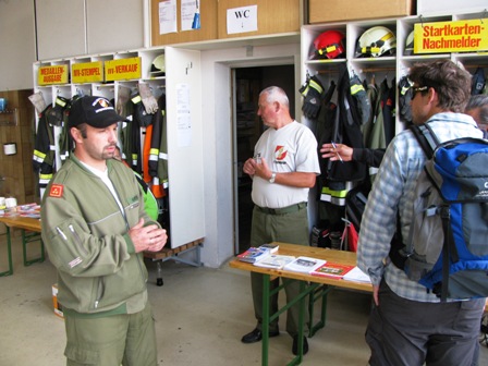 Die Funktionäre der Freiwilligen Feuerwehr Unterweitersdorf am Start