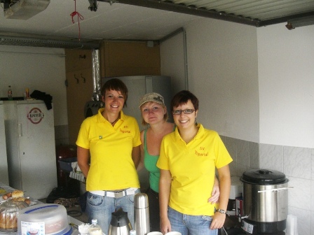 Nette Mitarbeiterinnen an der 1.K+L in Maierhof...