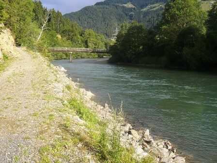 Herrlicher Weg entlang der Möll
