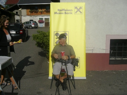 ...werden bedient und verwöhnt