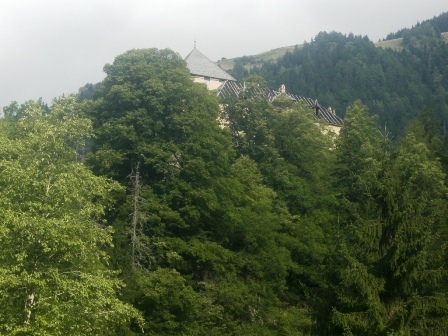 Fernblick zur Burg Groppenstein