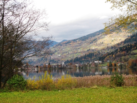 Der Blick zurck Richtung Feld am See im Norden