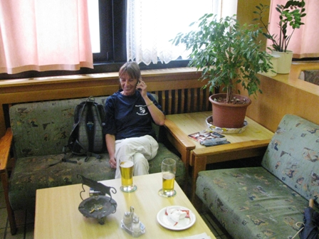 Da ist die Stimmung bei Zirberl am Hhepunkt - in der Cafeteria
