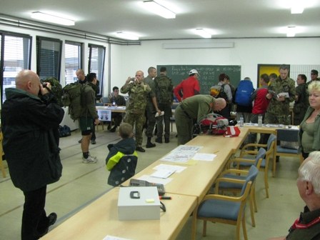 Im Startlokal herrscht am zweiten Tag reges Treiben