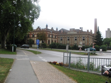 Schnes Gebude in Bruck