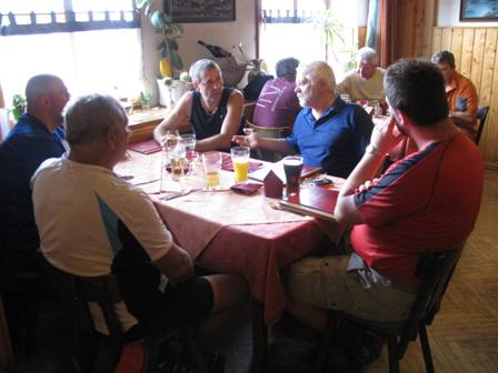 Fitz Peterka und Gerhard Koutny beim Fachsimpeln ber den Arnoweg und den Donausteig