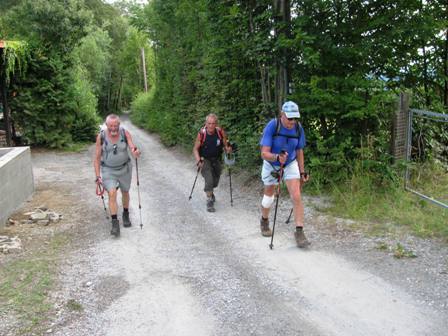 Willi, Jakob und Heinrich kraftvoll im Anstieg - auch noch nach mehr als 40 Kilometer