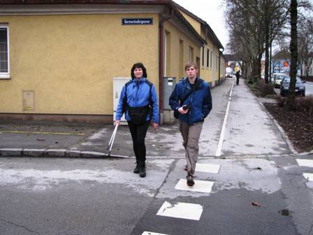 Andrea mit Sohn Alexander im Gleichschritt