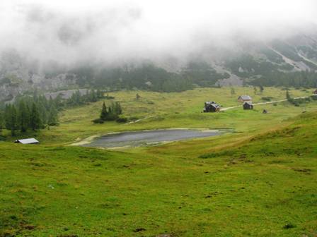 Mystischer Blick zu den Seen auf der Tauplitzalm