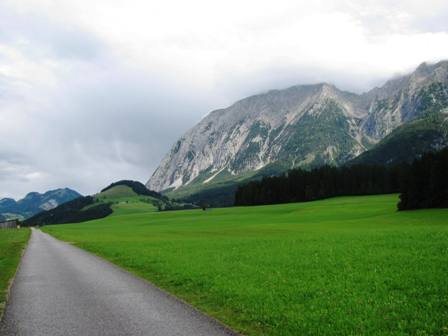 Blick zu Kulmberg und Grimming