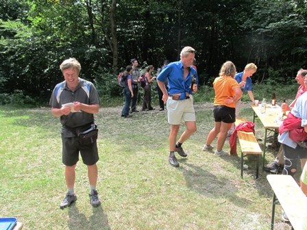 Gerhard Novak und Erwin Leutgb treffen ein