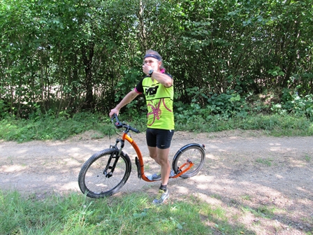Unser Freund der Tretrollerfahrer ist auch unterwegs