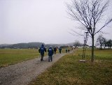 Wanderer in der hgeligen Landschaft von Unterweitersdorf